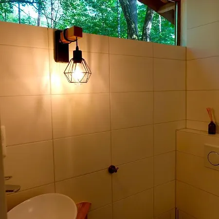 Lodge Woeste Hoogte - *