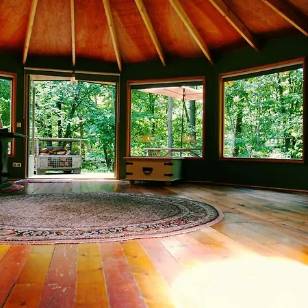 Lodge Woeste Hoogte - *