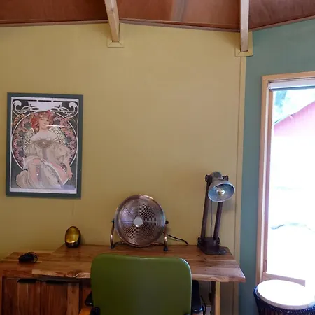 Lodge Woeste Hoogte - *