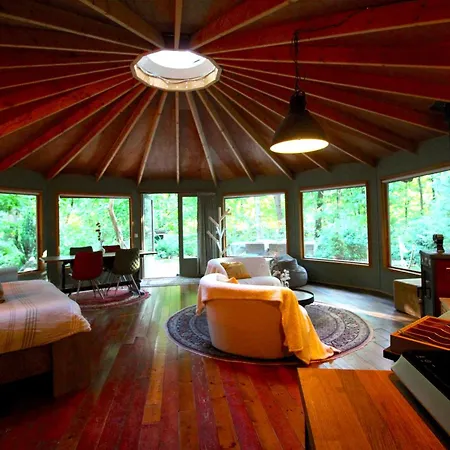 Lodge Woeste Hoogte - *