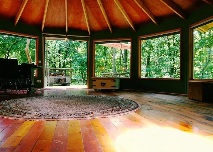 Lodge Woeste Hoogte - *