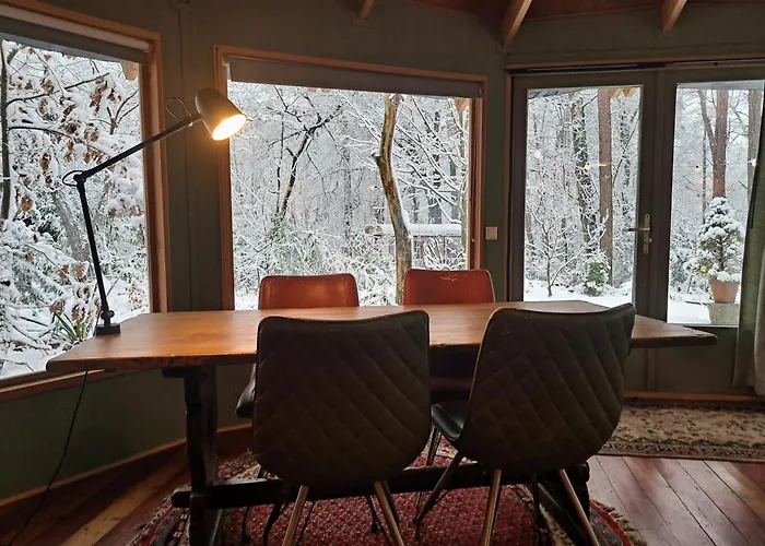 Lodge Woeste Hoogte - *